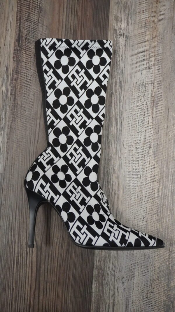 Main Chick Over The Knee Boots - Black/White